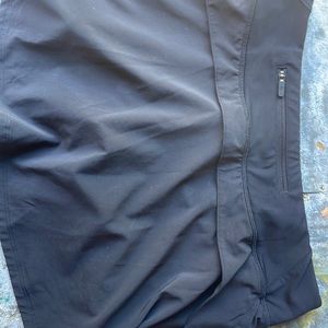 Play off the pleats skirt--worn once, excellent condition